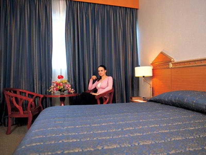 Hotel Coral Oriental Dubái Habitación foto